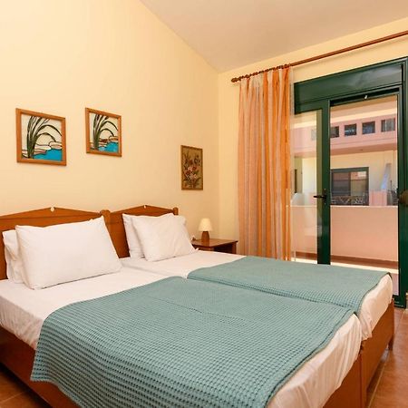 Zoe'S Sea View Apartment สกาลา โปเตมิอัส ภายนอก รูปภาพ