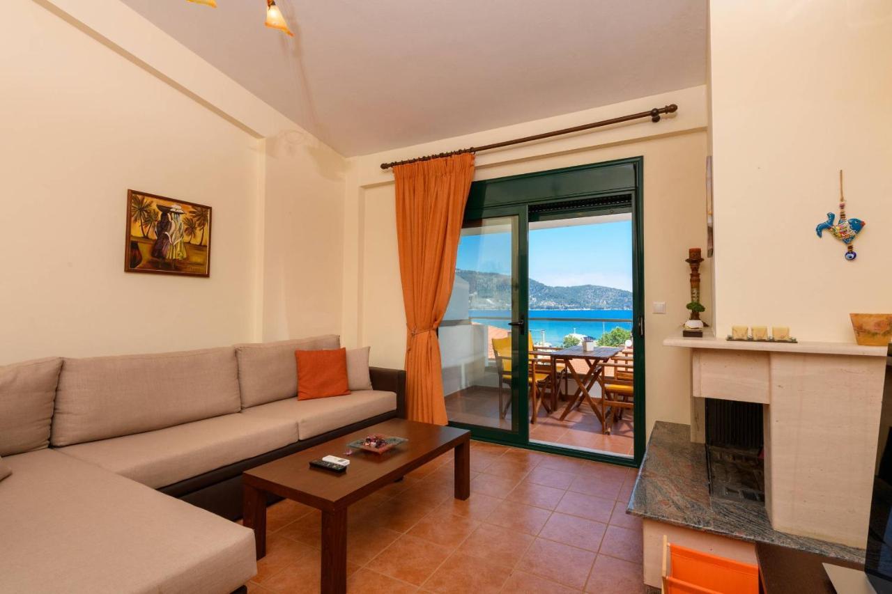 Zoe'S Sea View Apartment สกาลา โปเตมิอัส ภายนอก รูปภาพ