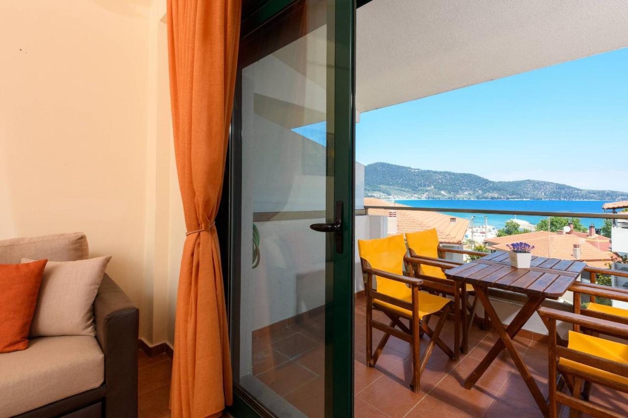 Zoe'S Sea View Apartment สกาลา โปเตมิอัส ภายนอก รูปภาพ