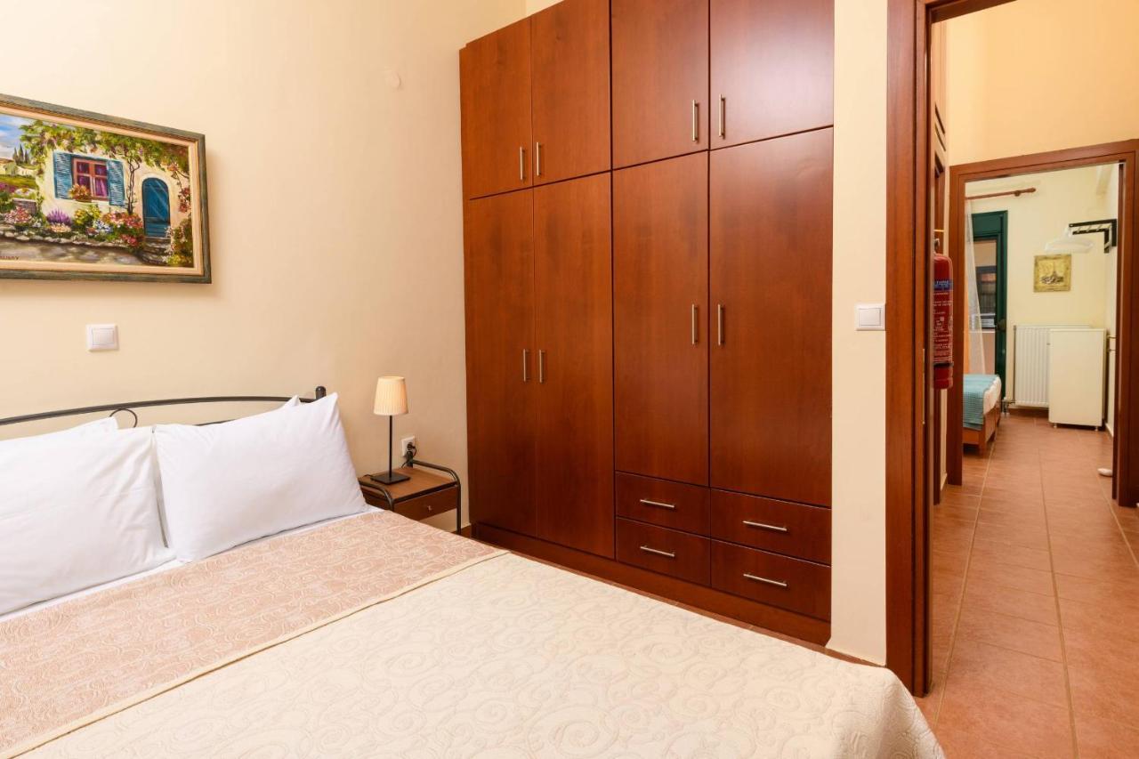 Zoe'S Sea View Apartment สกาลา โปเตมิอัส ภายนอก รูปภาพ